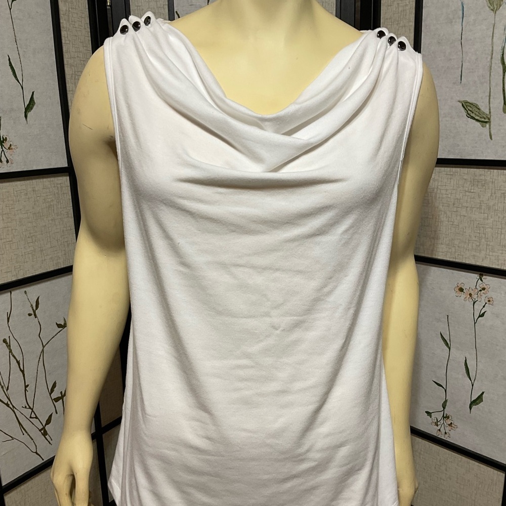 R.Q.T. Sleeveless White Knit Top
